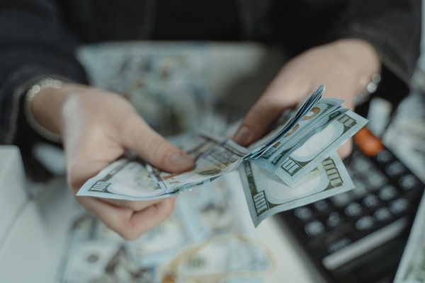 信用卡逾期4个月欠5万